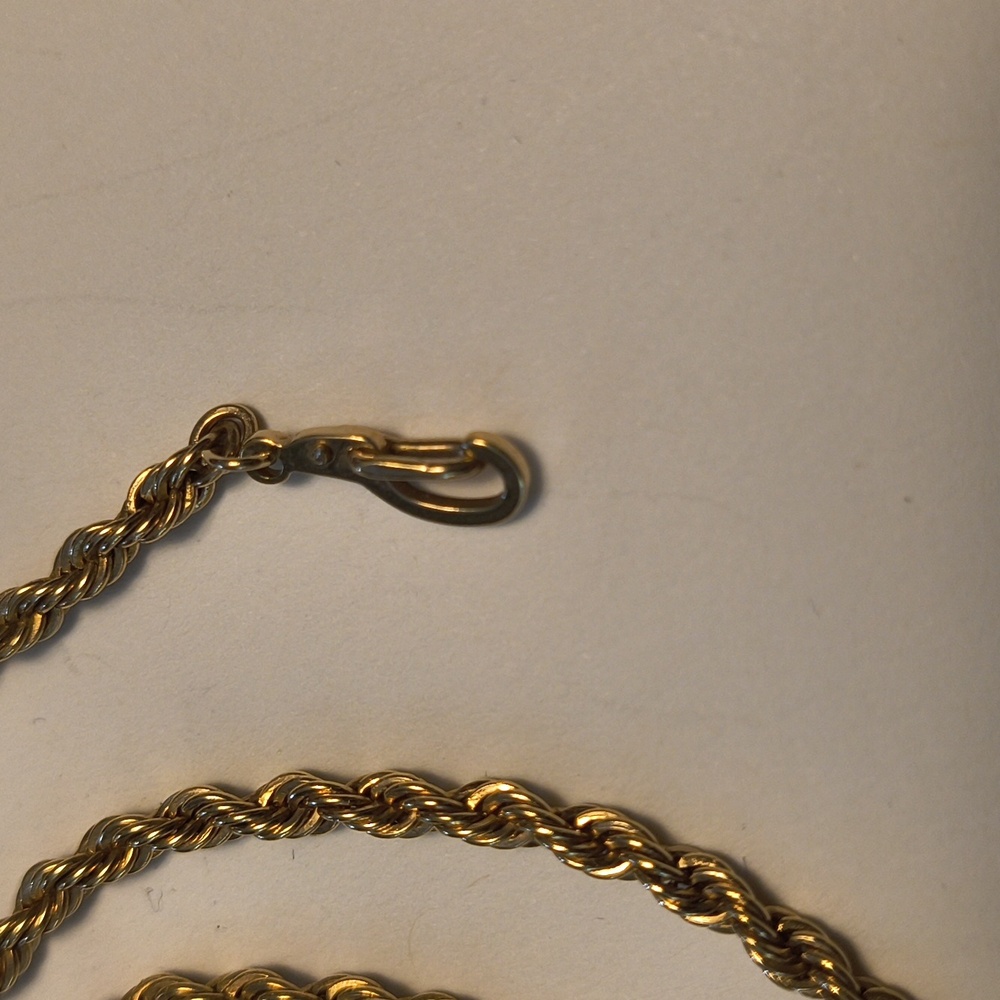 Goldtone Rope Chain - Picture 3 of 3